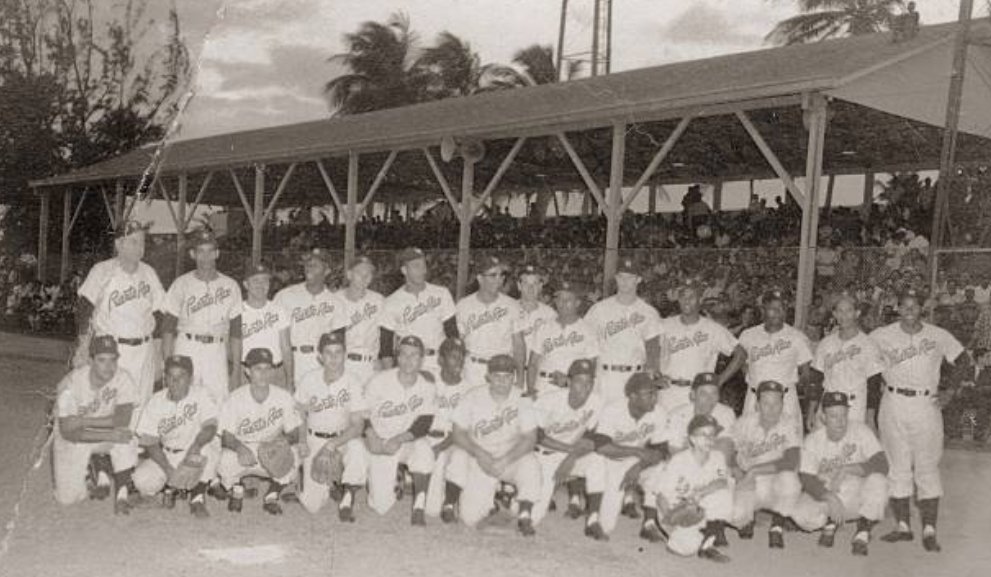 Talkin21podcast's tweet photo. Some major leaguers in this Puerto Rican All-Star Team from 1952
#RobertoClemente #VicPower https://t.co/mQ00viSauo