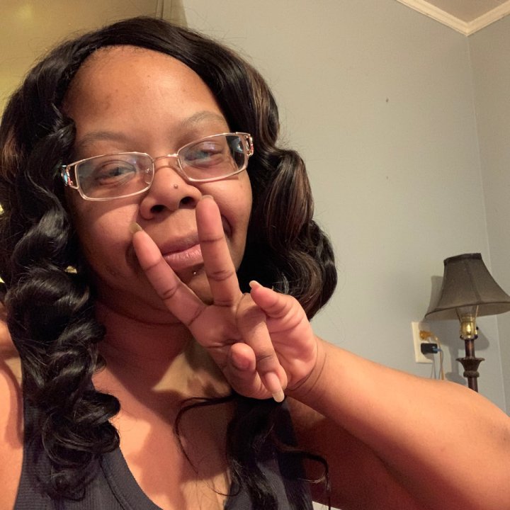 pretty_melika's tweet photo. Come hangout with me > Hey Mrs.Pretty back wyd on #BIGOLIVE https://t.co/dzSVM3bv5r https://t.co/MzzPhJNwmM