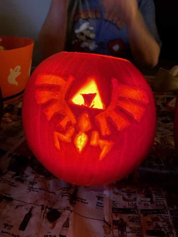 IAM8ull's tweet image. This Years Carvings! (Page1)