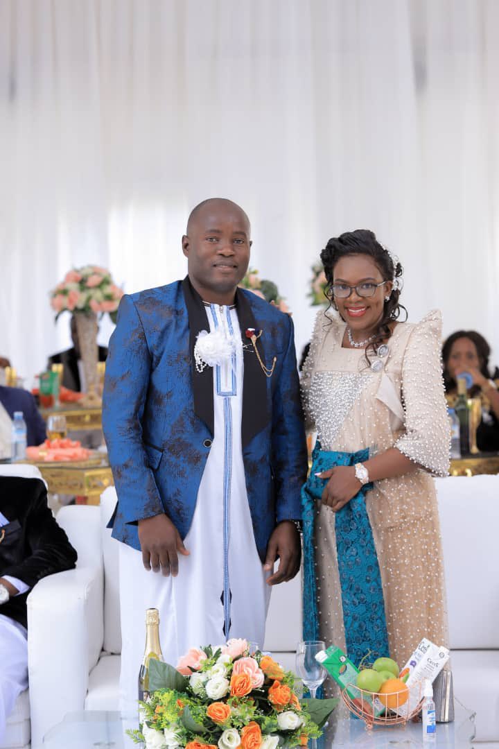 Snduhukire's tweet photo. Congratulations to my good friend @FrankWALUSIMBI and your beautiful wife, Flavia. 

Kamuli was too lit yesterday ☺️ @kyamageroandrew @SolomonKaweesa1 https://t.co/YUqT2xBDK6