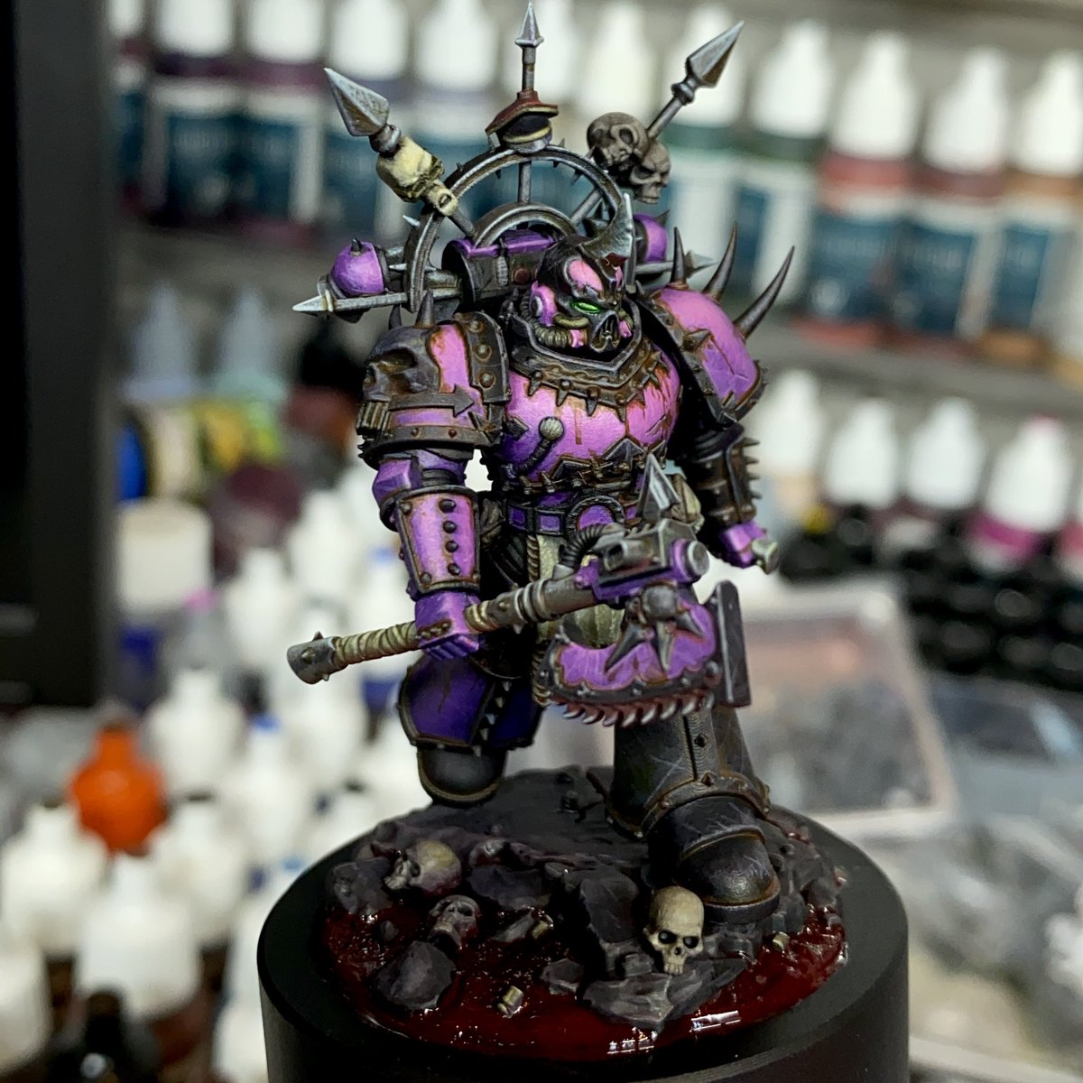 DaveColwell725's tweet photo. @Majorkill1 here he is finished with phone photos. I will take some pics with my DSLR now and email them through shortly.  Hope that’s sufficient :) Love the channel dude and had fun painting this. https://t.co/1Q21Jt8a3R