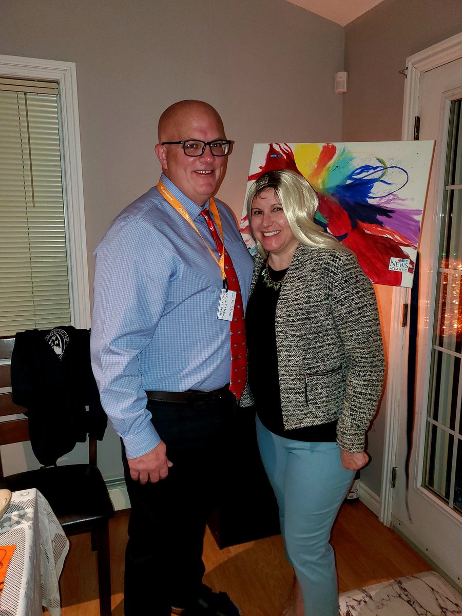 tmacy69's tweet photo. Friends came to the Halloween party as @StrangRobert and @LisaBarrettID . Most appropriate for these times. https://t.co/ikSBXQX5Oc
