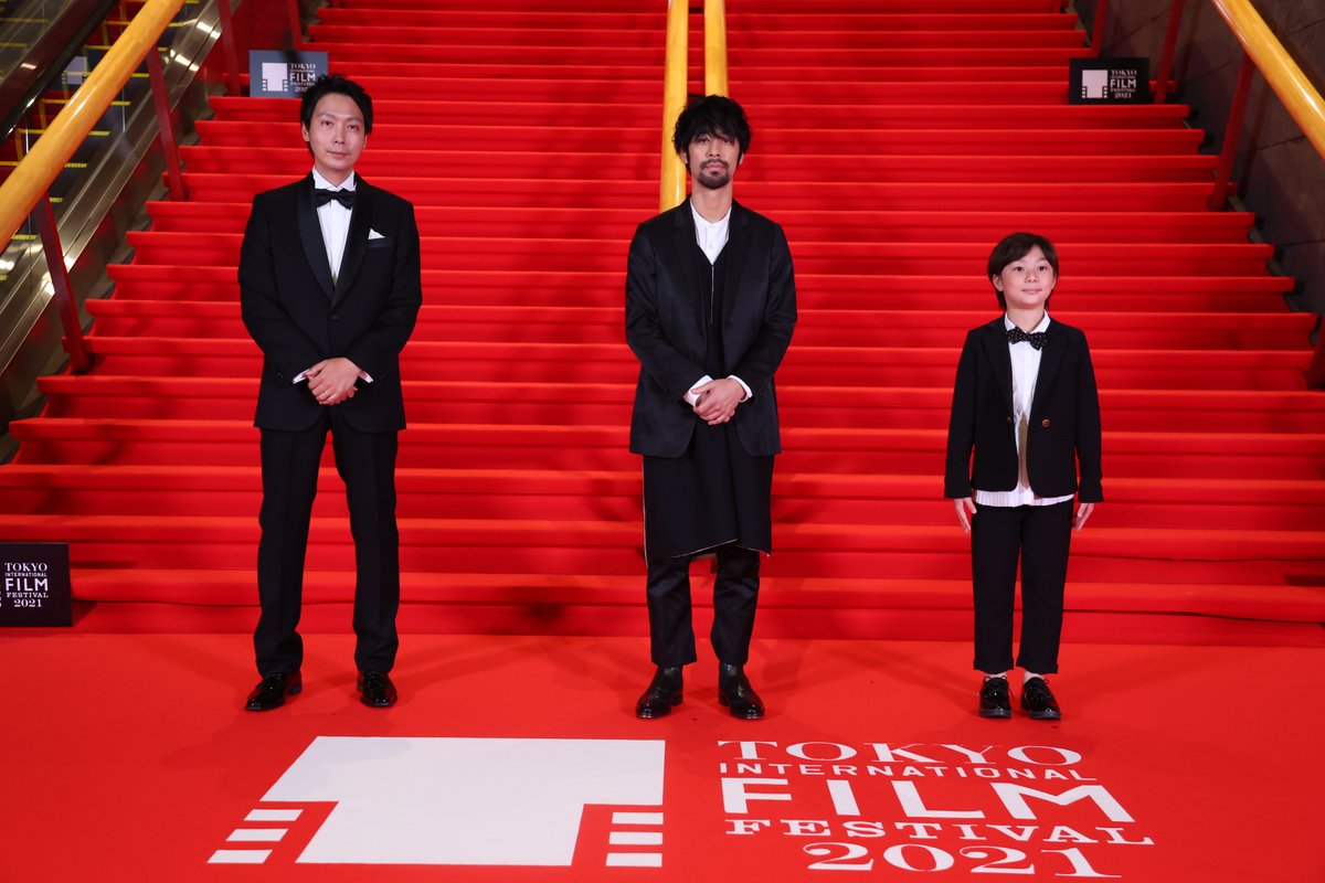 tiff_english's tweet photo. 34th #TIFFJP 
Guests from films in the #AsianFuture section arrive on the red carpet🎬 
#TheNighthawksFirstLove
#SomebodysFlowers
©2021 TIFF https://t.co/LvMyeJ0aGo