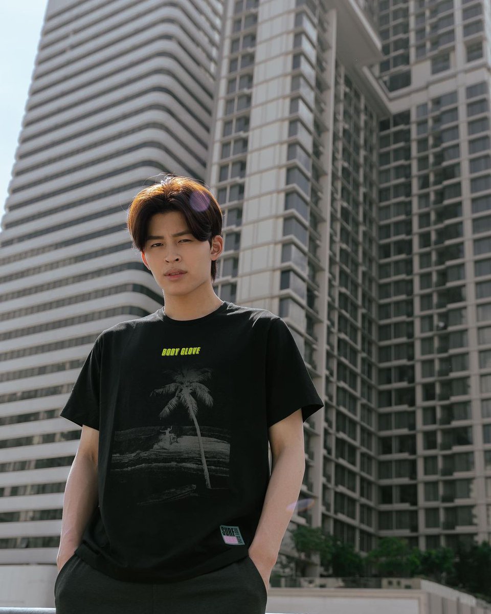 itsmeyou_11's tweet photo. PondPhuwin X New Collections Body Gloves Thailand for #DeepSummer #FallWinter ☀ ❄
#ppnaravit
#phuwintang
#PondPhuwin
#ปอนด์ภูวินทร์ https://t.co/i6hegx4iD1