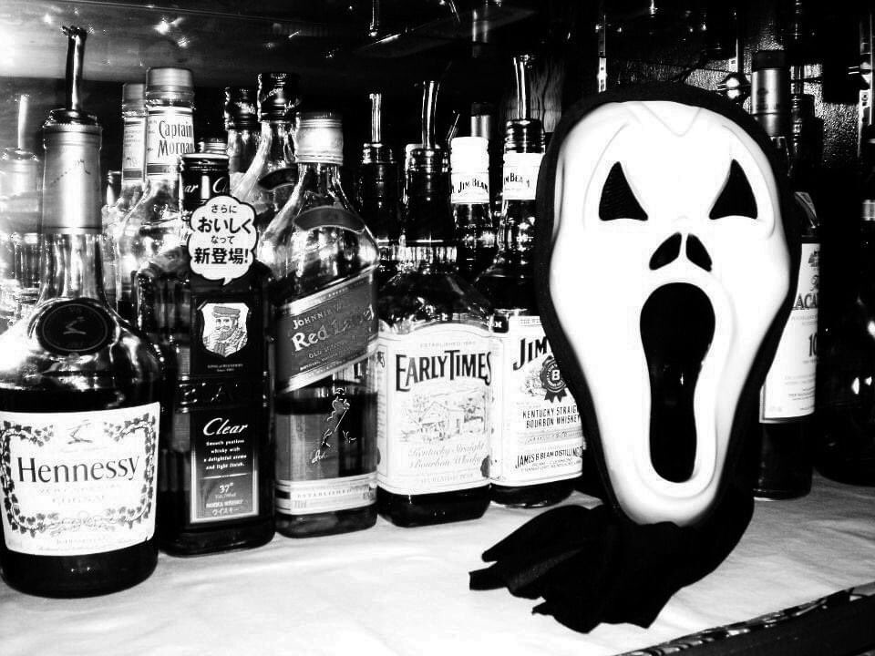 padistokyo's tweet photo. Happy Halloween パディストウキョウでハッピーハロウィン！
美味しい西アフリカ料理とお酒で乾杯しよう🍻
⁡
#padistokyo #newstyle #nevergiveup #mindstogether #delivery #takeout #westafricanfood #デリバリー #テイクアウト #西アフリカ料理 #六本木 #ubereats #出前館 #menu #halloween2021 https://t.co/iJDobuAjEt