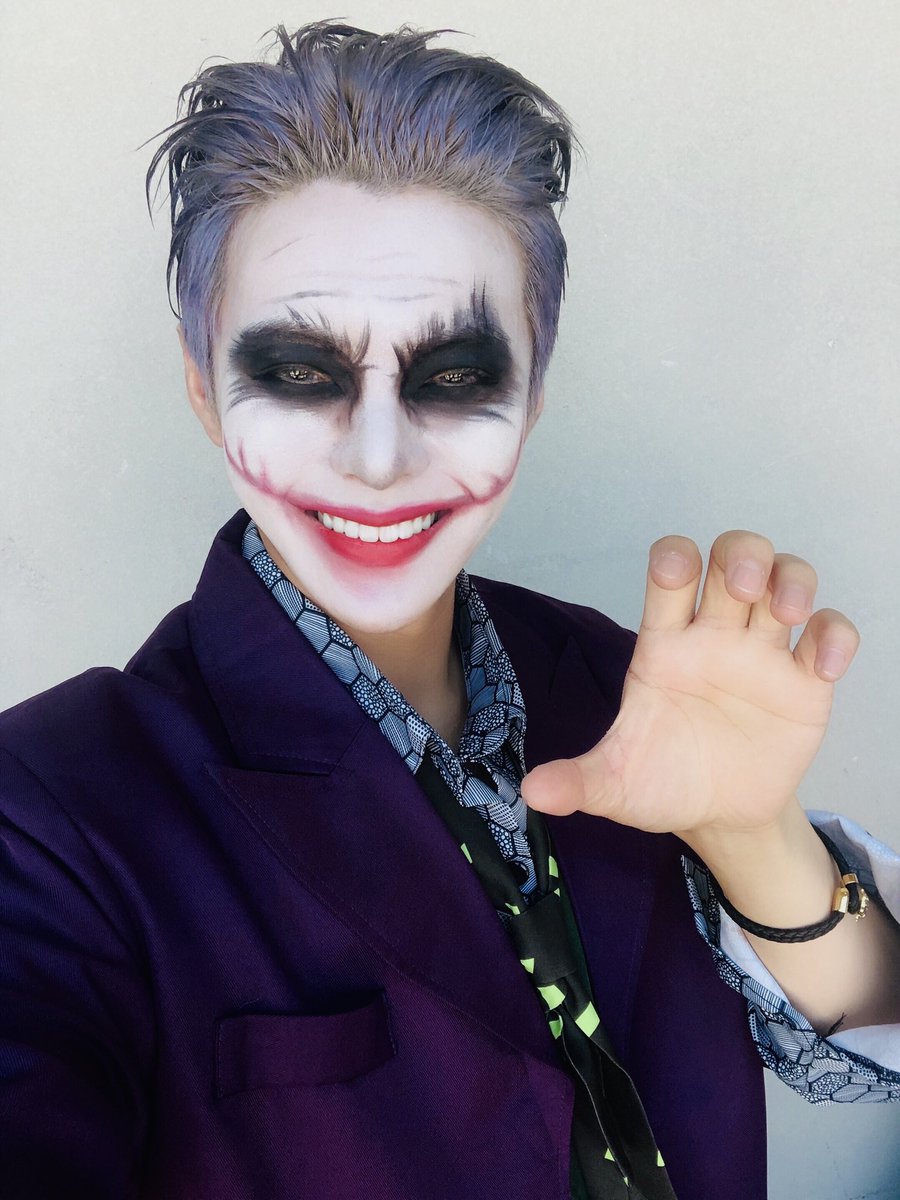 CIIPHERPH's tweet photo. [TWT/PIC] 20211031

[🎃] #HappyHalloween

𝕋𝕣𝕚𝕔𝕜 𝕠𝕣 𝕋𝕣𝕖𝕒𝕥🪄
CIIPHER Halloween selfie gift arrived ✌❤
⠀
#CIIPHER #싸이퍼 #KEITA #케이타 #HYUNBIN #문현빈 #TAG #태그 #WON #박성원 #TAN #탄  #HWI #휘 https://t.co/xj6RYUeXQj