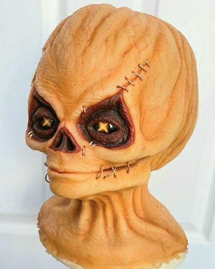 #HappyHalloween2021 
 Lifesize Sam is now being made by #TheScaryCloset , silicone head, acrylic eyes #NextLevel