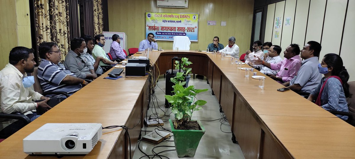 CVO_WCL's tweet photo. On the occasion of VAW-2021, a stakeholders meet was organised by CWS, Tadali, Western Coalfieds Limited.
@CVCIndia @CoalIndiaHQ @TeamWCL @CoalMinistry #VigilanceAwarenessWeek https://t.co/uFutu2o9Mh