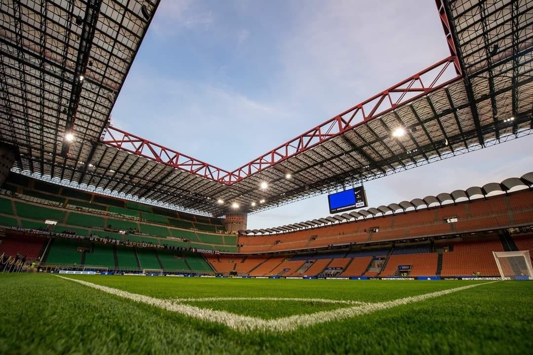 CavalinhoMilao's tweet photo. Nesse domingo, a Inter entra em campo para mais uma rodada do italiano.
⚽ INTER x Udinese
🏆 Serie A (11ª rodada)
🕞 08h30 (horário de Brasília)
🏟 Giuseppe Meazza/San Siro
📺 Star Plus
#FORZAINTER🔵⚫ #INTERCLUBBRASIL🇧🇷 https://t.co/exW7uM64qm