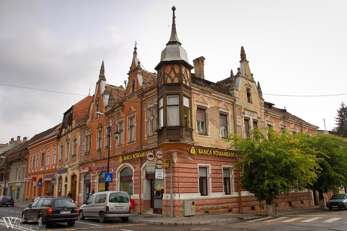 wittlitweets's tweet photo. Historic Building, Sighișoara, Romania [03.10.2009]

#Sighișoara #Romania #Europe #travelEurope #offTheBeatenPath #RoadsLessTravelled #wittlig #NeverStopToExplore #neverstopexploring https://t.co/Ql9L1Fc2dI