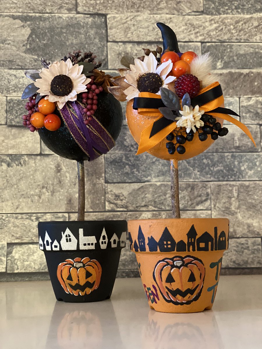 footprint0218's tweet photo. はっぴーHALLOWEEN🎃
今年もタイミングが悪くてコストコのパンプキンパイ食べられなかった…もう3年目😢
来年は食べられるかな… https://t.co/zmaEo5ATFJ