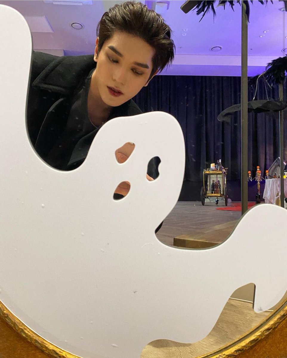 LTYFEED's tweet photo. 📸 taeoxo_nct ig update (211031)

“#happy halloween 👻🎃🎃👻”

🔗 https://t.co/hhNttXlwGP

#TAEYONG  #태용 https://t.co/5W6wMpnHnE