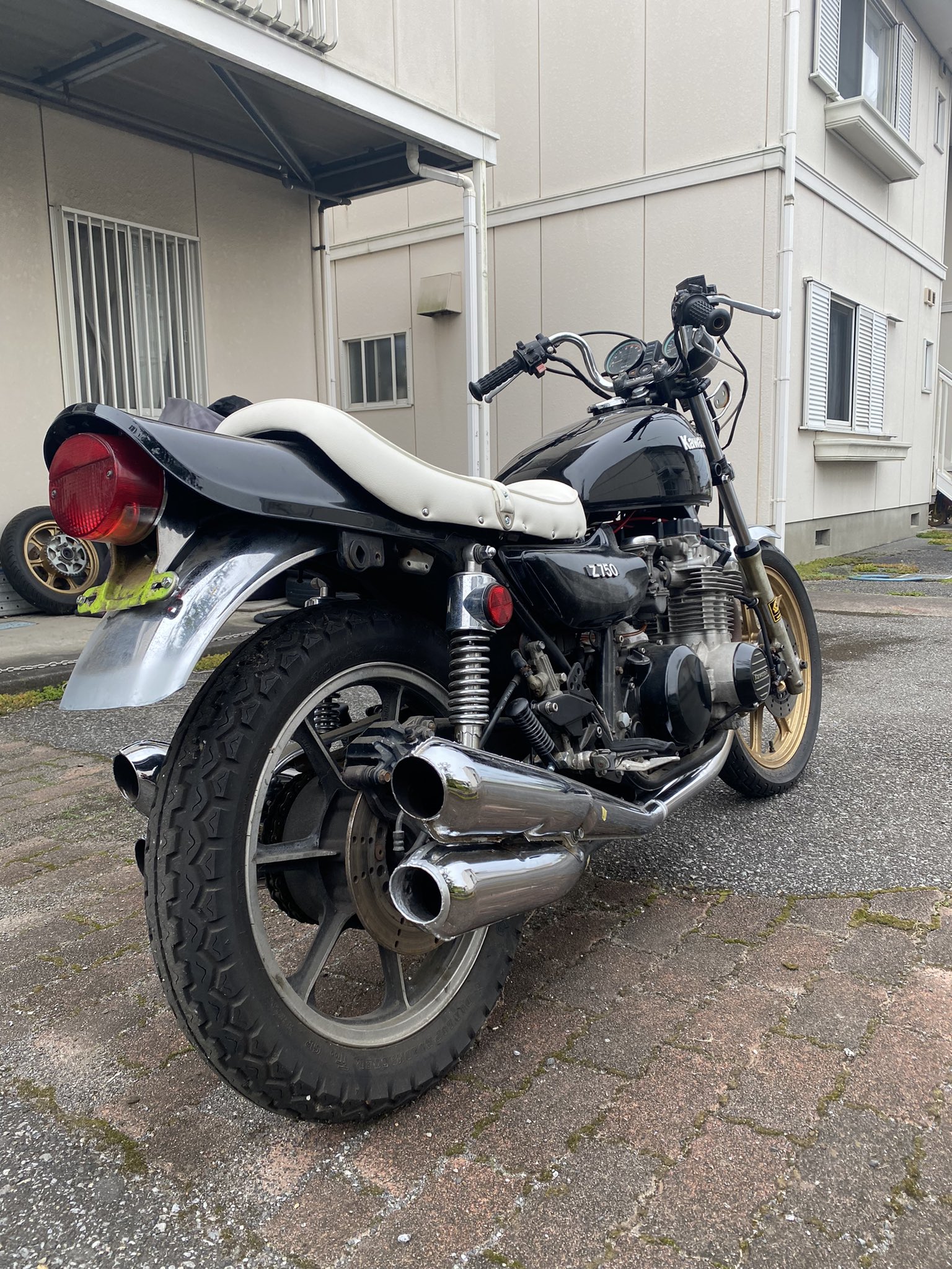 z750ltd – търсене / X
