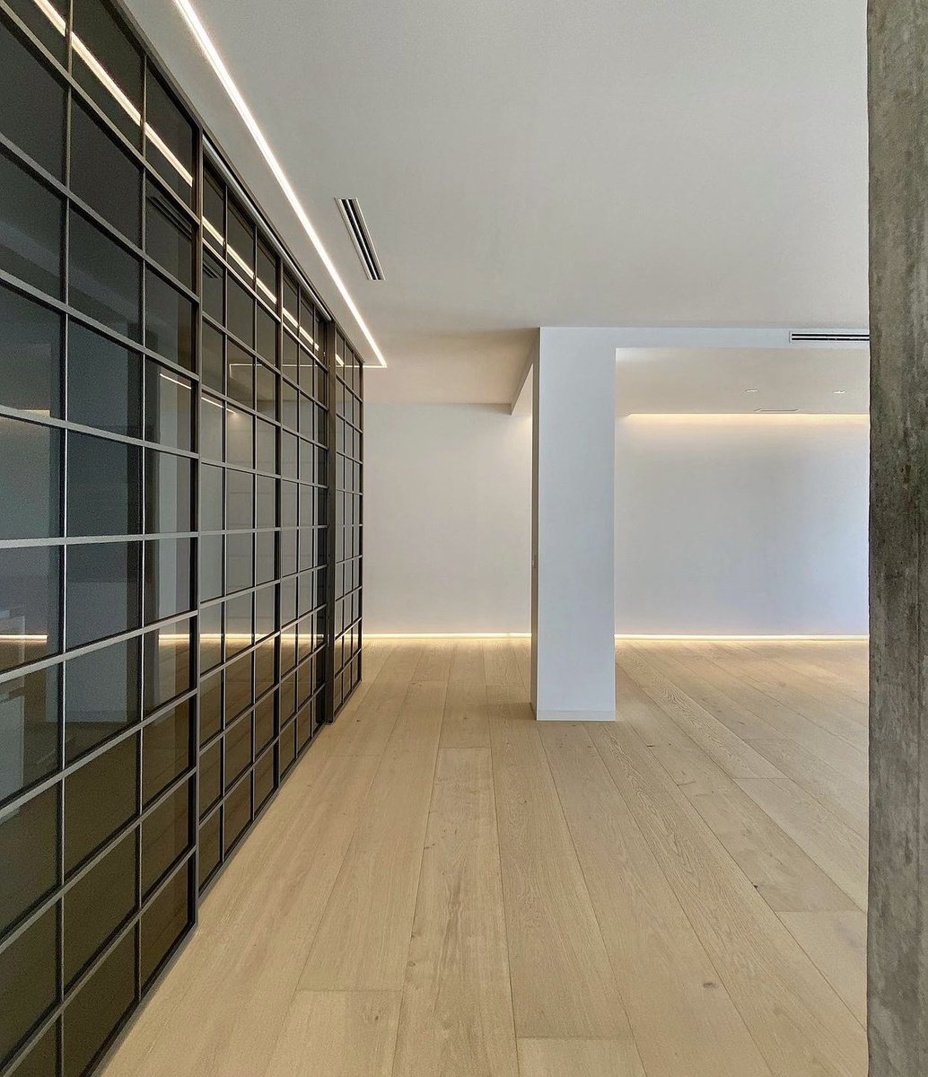EnueConstrucci's tweet photo. ENUE _ Proyecto &amp; Construcción 
PROYECTO 
Adecuación Reforma Integral estándares PASSIVHAUS 
————————————————
UBICACIÓN Porta de la Mar ————————————
ARQUITECTURA 👨🏼‍💻
Javier Selfa 
 ———————————— 
CONSTRUYE 👷🏻‍♂️
ENUE Construcción ————————————
FOTOGRAFÍA 🎥
J V 
#instadesign #valencia https://t.co/f7PZvAoEQR