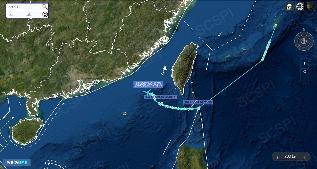 SCS_PI's tweet photo. Five US reconnaissance aircraft operate over the #SouthChinaSea, Oct 31:
USAF WC-135W #AE0941, E-8C #AE1497
USN 2*P-8As #AE685B #AE6857, EP-3E #AE1D95.
Among which WC-135W "Nuke Sniffer" is a rare guest to the region, whose last operation could be traced back to January 2020. https://t.co/61ewpvZT1p
