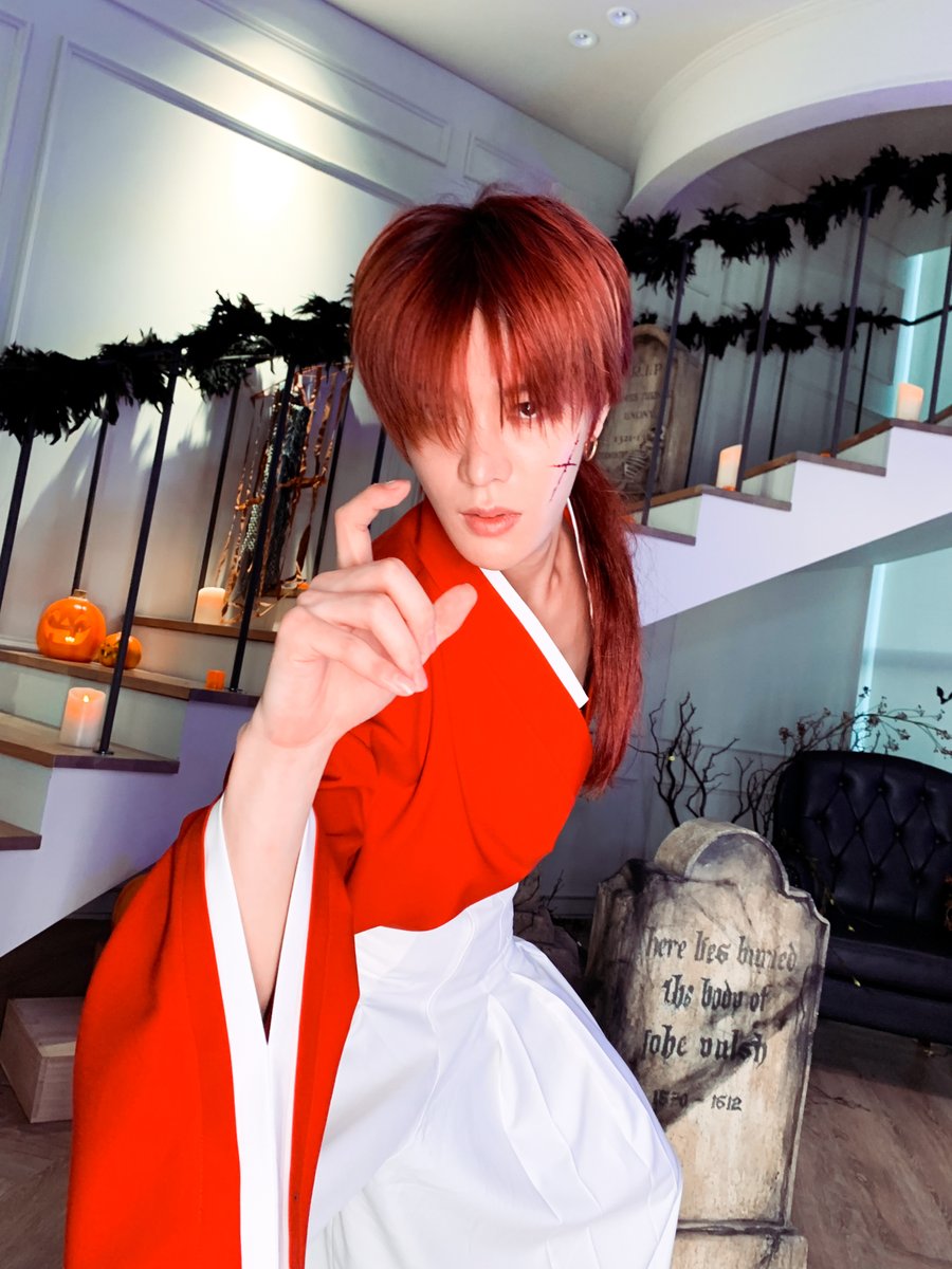 Nct127悠太の るろ剣 緋村剣心のハロウィン仮装がイケメンすぎると話題に 赤髪長髪 着物姿が最高 Nomnomkiyow