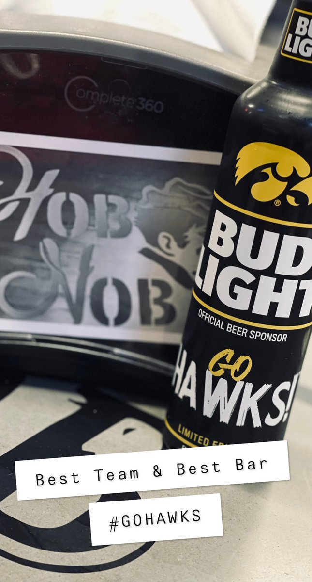 mojohnson24's tweet photo. GO HAWKS. https://t.co/rIN7hsBbwc