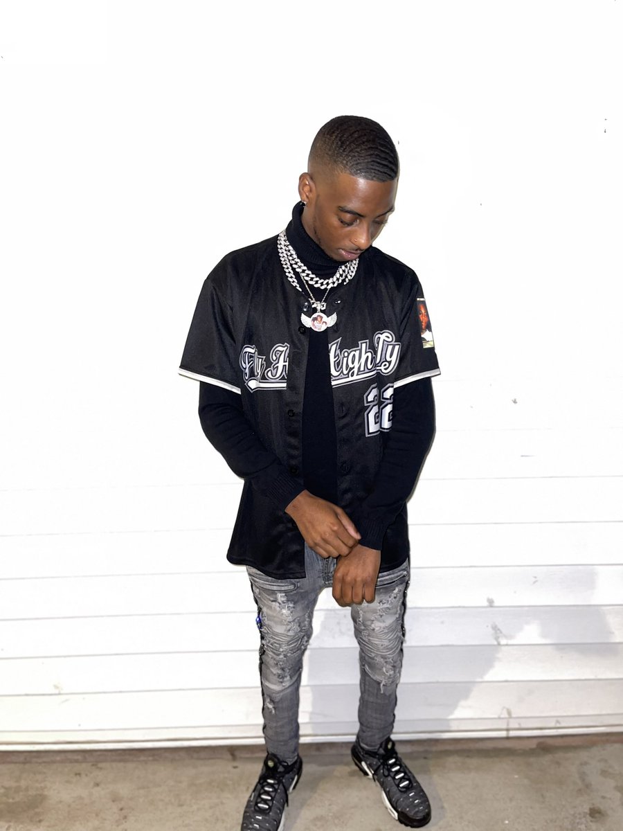 Cayceboy1998's tweet photo. 🤒 https://t.co/Y0EsqpBI8W