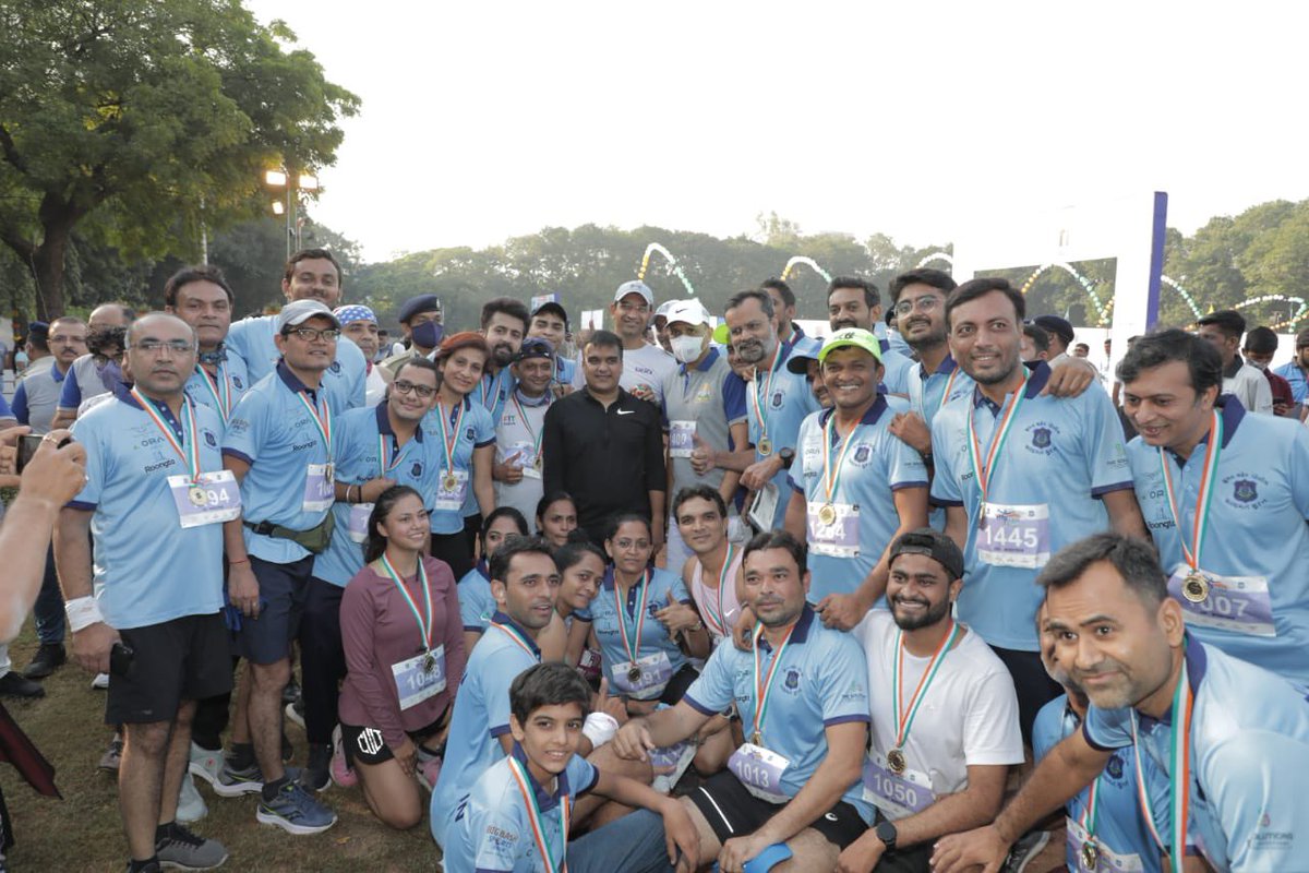 sanghaviharsh's tweet photo. On the occasion of the birth anniversary of #SardarPatel ji, attended the #NationalUnityRun organised by Surat city Police.

People from all walks of life participated in the event, their enthusiasm and 'Josh' was indeed very high👍 https://t.co/Z0MxHfwNSW