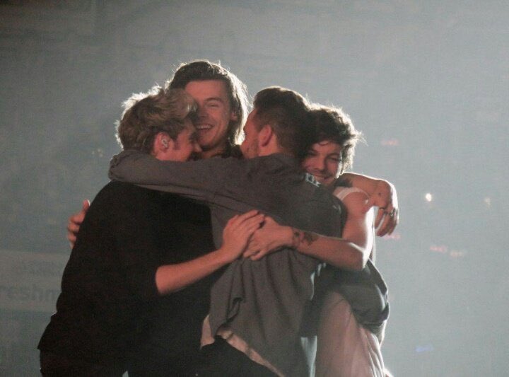 britcedezz's tweet image. 6 years ago today was one direction’s last show of the last tour