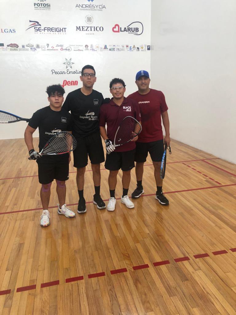 raquetnuevoleon's tweet photo. Nuestros atletas en el Selectivo Nacional. Puro Nuevo León @puronuevoleon @samuel_garcias @ErickTrujill0 @CANCHAELNORTE https://t.co/a52h52U40E