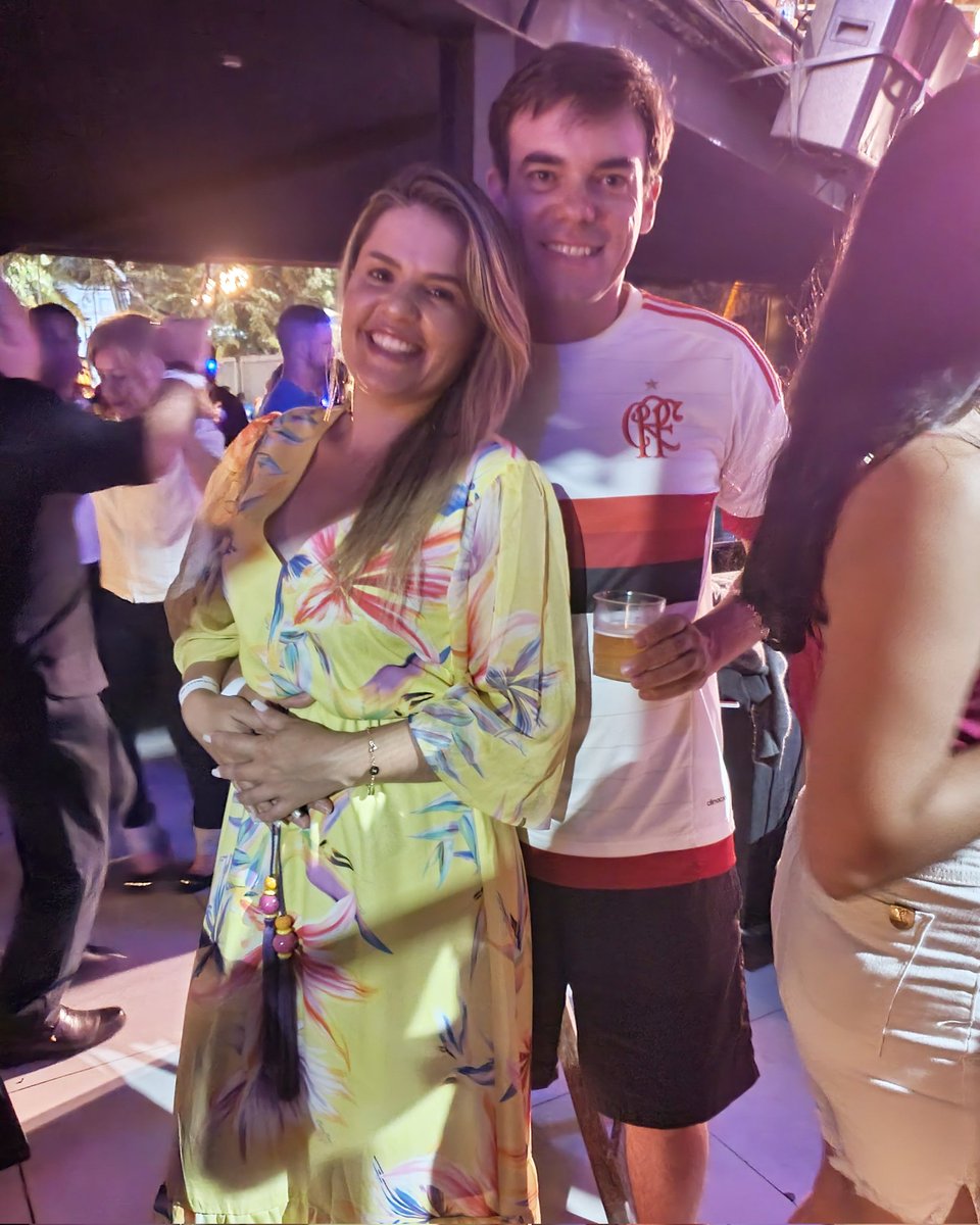 vainessaborges's tweet photo. Você entrou na minha vida e nunca mais parei de sentir esse amor melhorar, nos ensinar e aperfeiçoar...

Meu tudo @ffernandoliveira https://t.co/VGrlbB1nYh