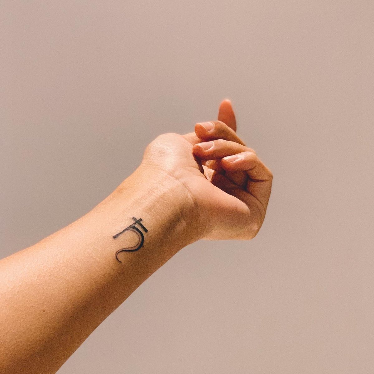 Irislo 🪐 tweet media