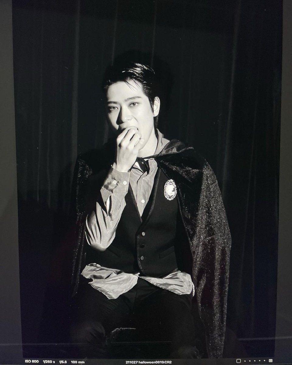 SM_NCT_BACKUP's tweet photo. [OFFICIAL] 211031 #JAEHYUN's Instagram update 

“trick or treat🎃”

#NCT #NCT127
https://t.co/2IKirfFVmj https://t.co/Upp4vKAtzp