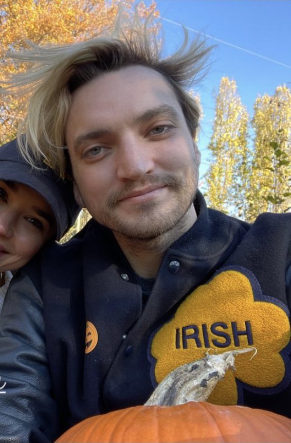 RICHARD IS BLONDE LOOK AT HIM