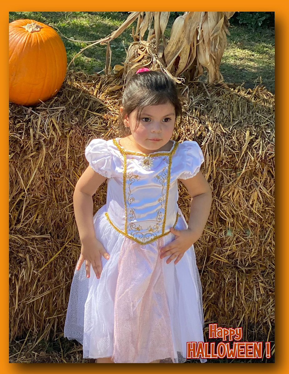 Happy Halloween!! Disfrutando tiempo con mis Princesas!!!