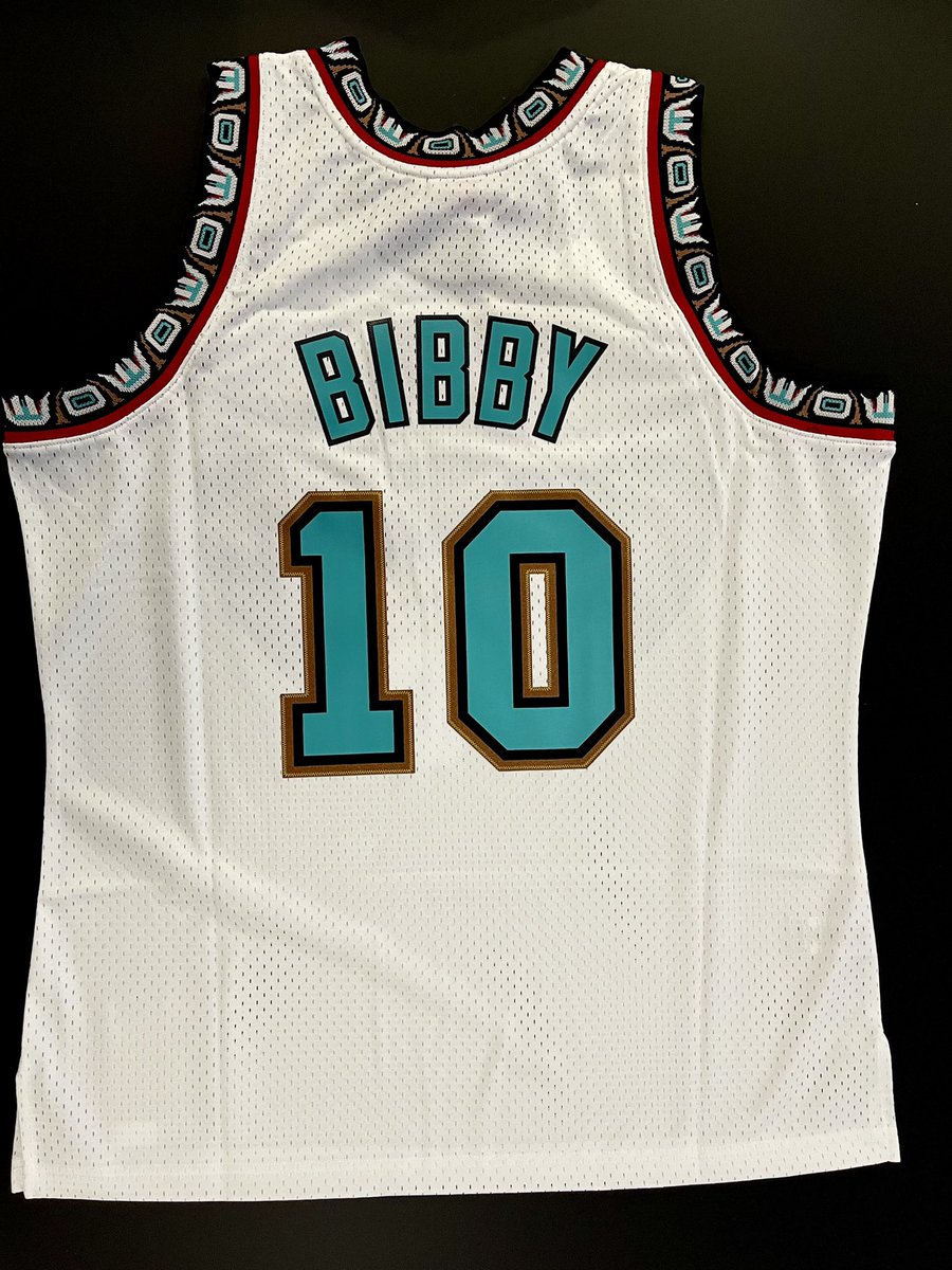 DelbonoRoberto's tweet photo. #NBA75 #nbacollection #Jerseys @mitchell_ness @NBA #passion https://t.co/vyW5hMtqXi