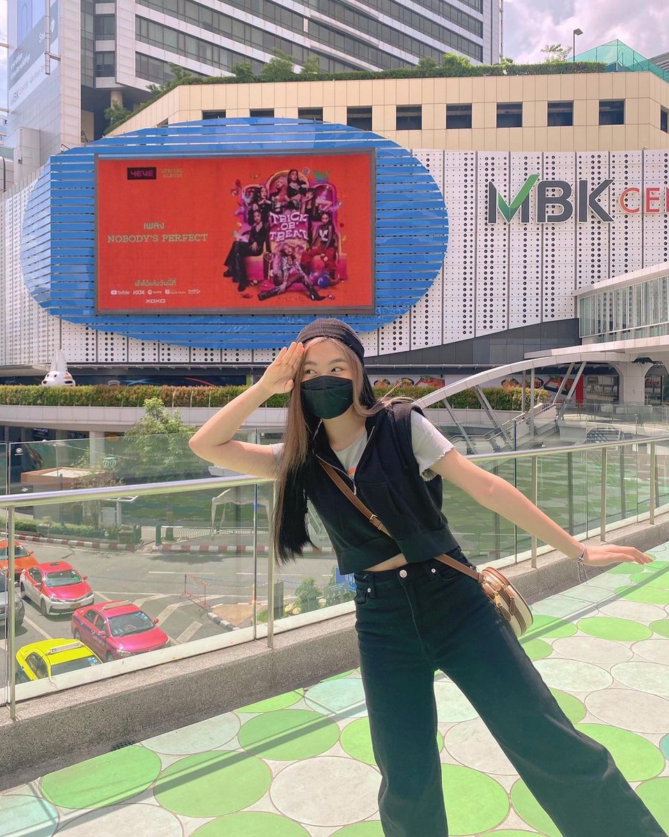 aheyefcofficial's tweet photo. {IG Post} ah_eye.korranid
@hm #AtHomeWithHM #HMxME #HMThailand #OnlineShopping @hm https://t.co/jvfHFcNkYz #hmsiamparagon #siamparagon
https://t.co/bAVPD8mlsP
#Aheye4EVE #4EVE https://t.co/4YGz6H4DJO