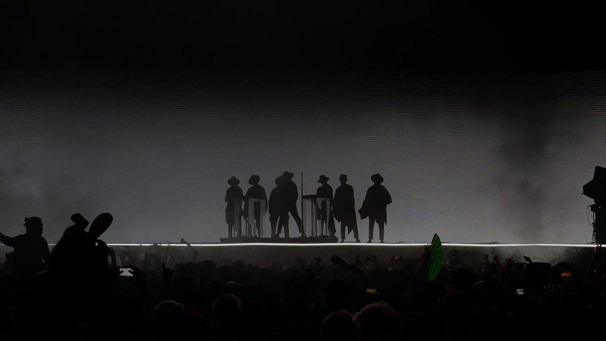 tamerimpala30's tweet photo. @madeon - Good Faith Forever - Live 
10.30.2021 

im speechless https://t.co/kZT3A4E0tN