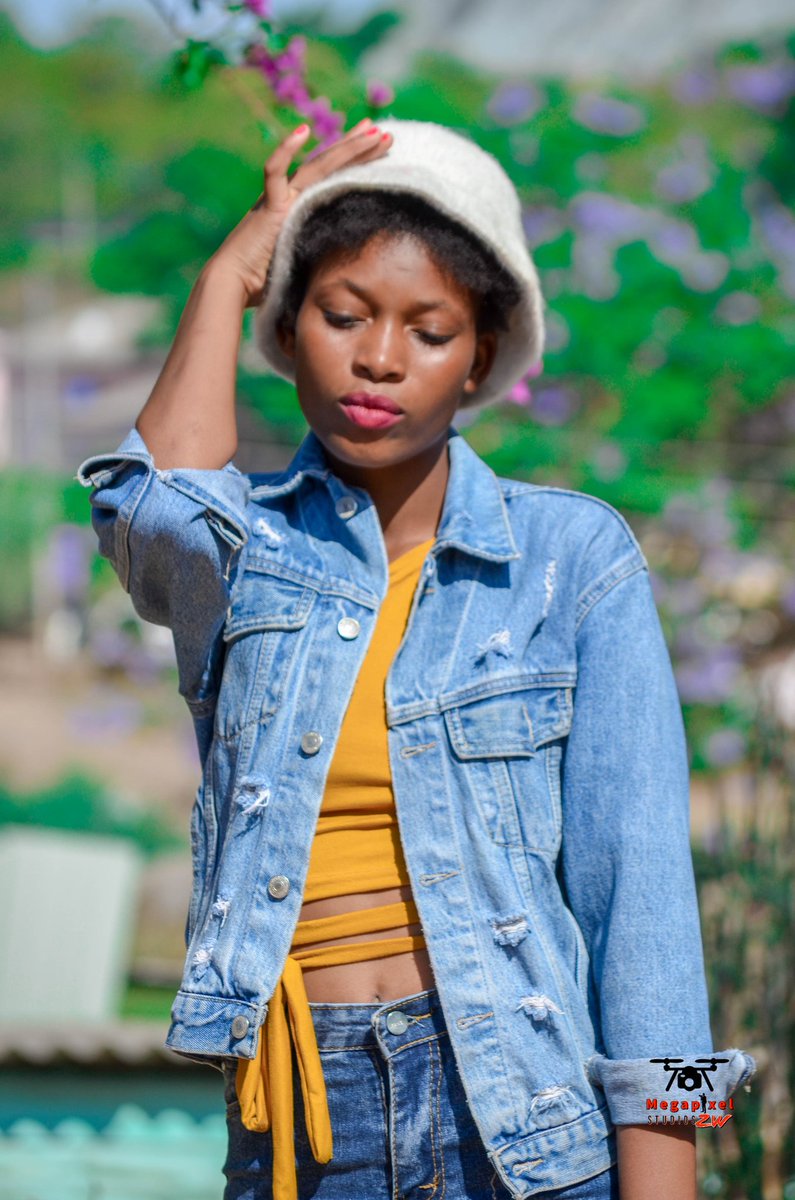 MpStudiosZw's tweet photo. 📷 
#megapixelstudioszw
#canonphotography 
#outdoorshoot https://t.co/DhCDwFKoYy