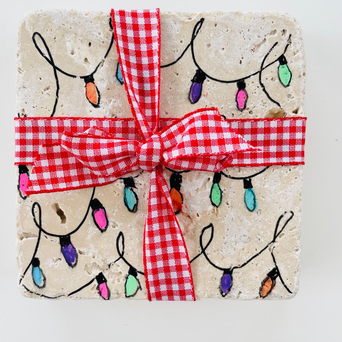 sweep_of_sand's tweet photo. Stone Christmas coasters! #christmasdecor #stonecoasters https://t.co/t9U5EH7yD8 https://t.co/b3lYdHCvrr