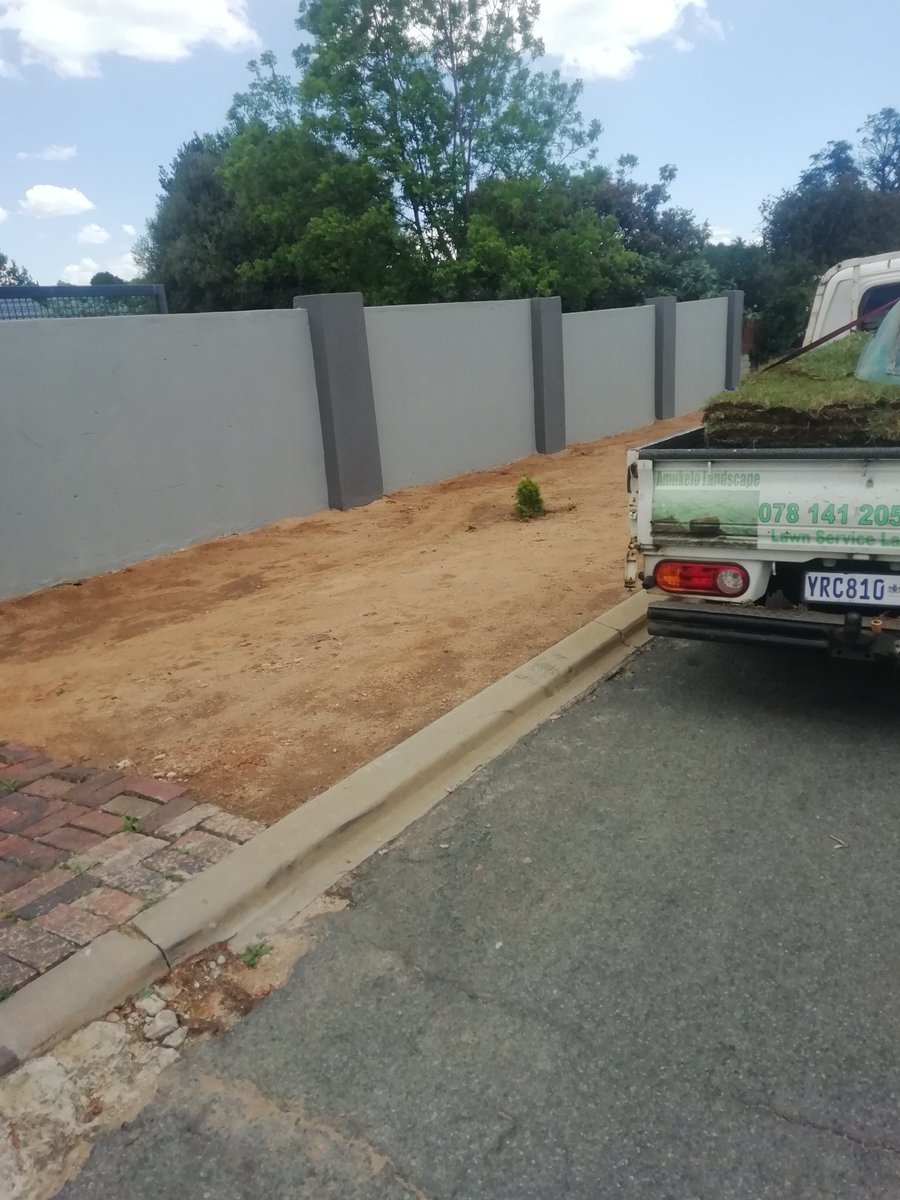 AmukeloProjects's tweet photo. We around Kempton Park, Midrand, Clayville, Edenvale, Centurion and our number 0814505918
#AmukeloProjects /#DJSBU / #VoteEFF/ #VoetsekANC/ Thembi / Babes / #ThePressure / #isencaneLengane/ Khune /Onyango /Malema / Andile https://t.co/Anf4KkVdhF