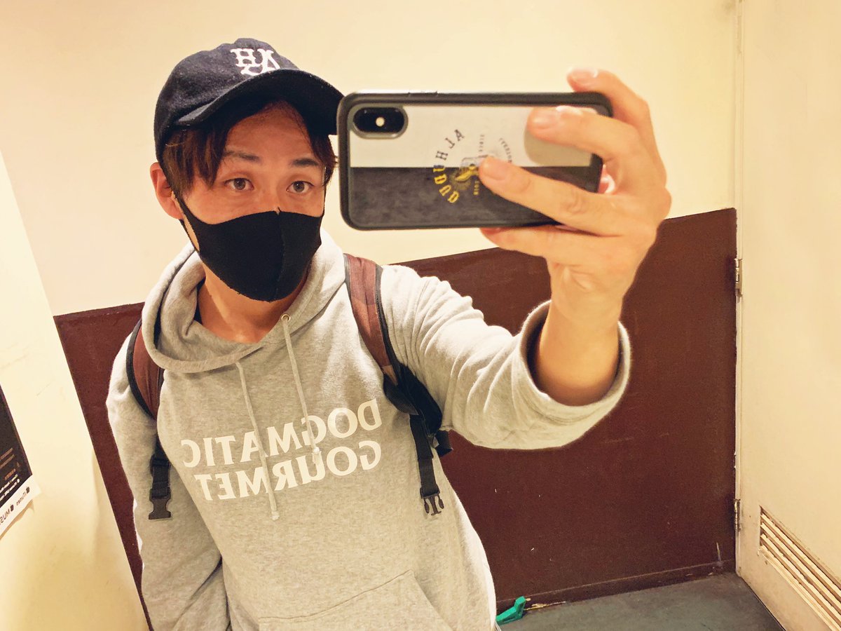 TAK_FREAKS's tweet photo. カッコイイ服を着て
テンションを上げる🍋🔥
#ALHUDUD
#DOGMATICGOURMET https://t.co/XeM8jpGNsK