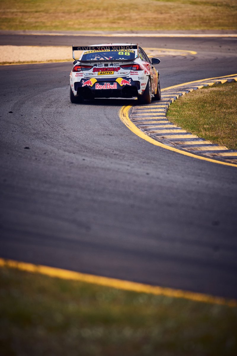 Hit our straps today 🥉 Still have some homework to do before next week. 
#RedBullAmpol