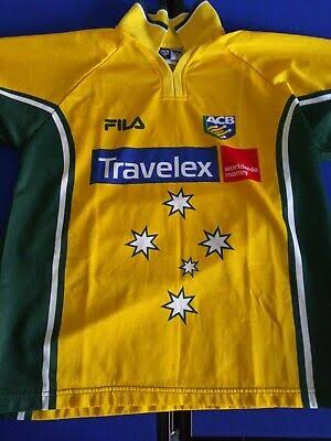 NeecheSeTopper's tweet photo. halloween costume for 90's kids and cricket fans https://t.co/pIVZ44uAvR