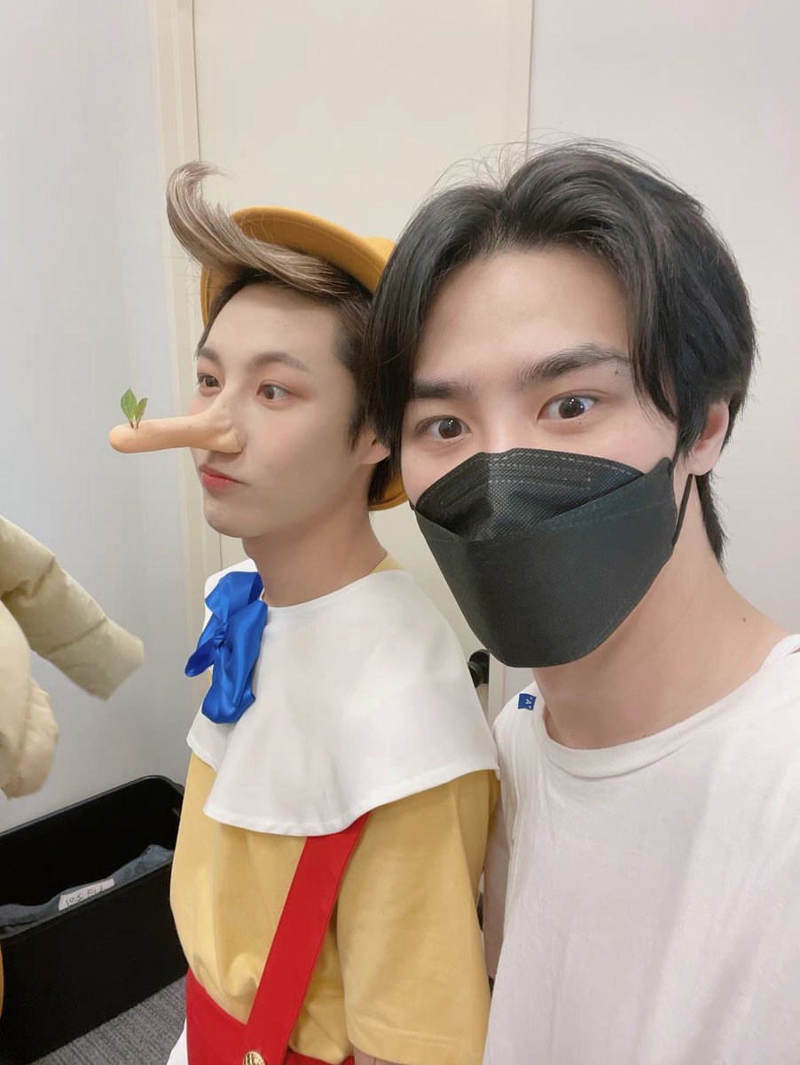 คริส23ㅈ tweet media