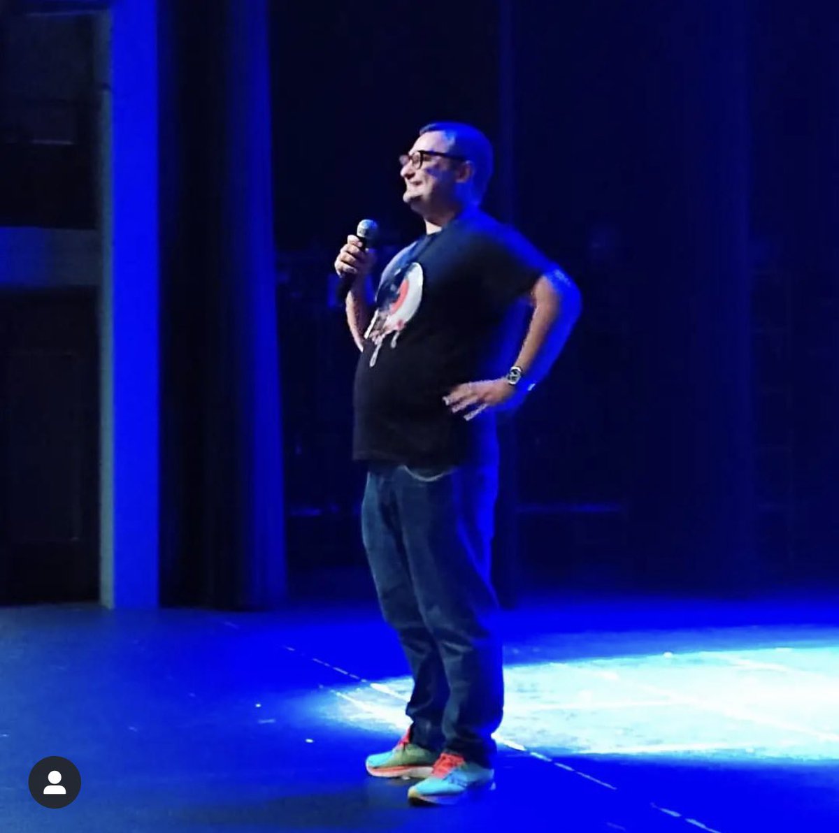 Aureli_DelPozo's tweet photo. Me lo estoy pasando teta en el @BaiDeFest ! Hoy a por el día 3, vamoooossss!!!! 🥳🥳🥳 #baidefest #roses https://t.co/ybcqypvFmz