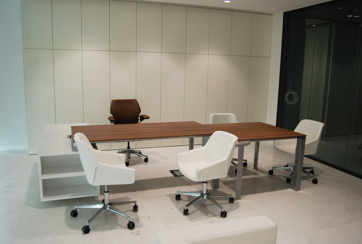 LifeSpaceAD's tweet photo. #abudhabi #dubai #myabudhabi #arctictecture #officedesign #construction #mydubai #interiordesign https://t.co/ZLNf5rRf5W