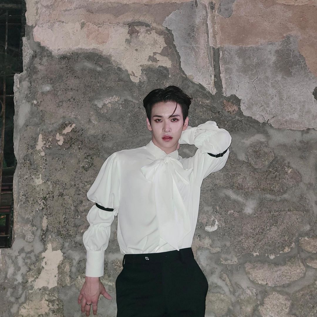 ALLENMA_GLOBAL's tweet photo. 211031 #ALLEN INSTAGRAM UPDATE

Happy Halloween everybody🧛 Last pic is a bonus 🤪

📸: TAEYOUNG, JUNGMO

🔗: https://t.co/g1fqgfiUQw

#CRAVITY #ALLEN #Halloween #1theK #STAGEBREAK #크래비티 #앨런 #해피할로윈 #원더케이 #스테이지브레이크 #C_DAILY #LUVITY @CRAVITY_twt https://t.co/56YgvaJJZK