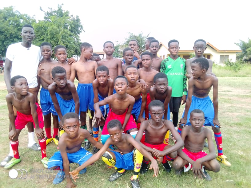 Phada_22's tweet photo. it match day #specialonce #mosmous u8,10,13 and 15 https://t.co/6wqCFTvlmy
