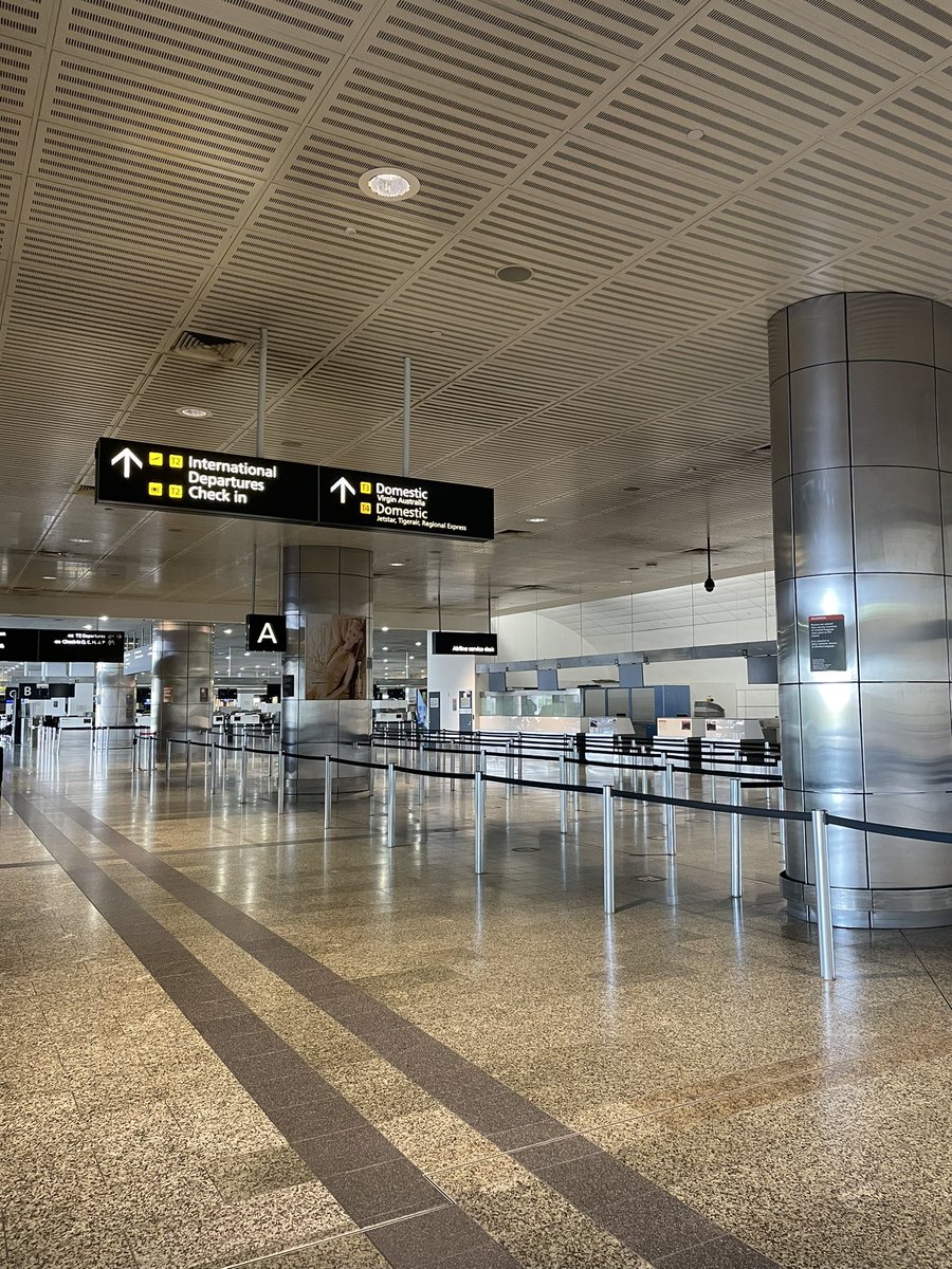 gk_payne's tweet photo. I’m hopping on a plane to Germany tomorrow & just got my PCR test done at #MelbourneAirport in preparation for the flight.
Very eerie & almost apocalyptic seeing the International #Airport this quiet; wonder what it’ll be like tmrw… #COVID19Vic #internationaltravel #bordersopen https://t.co/aDKZ2o6wQe