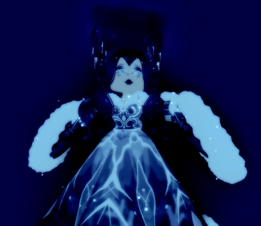 ValuedViolet's tweet photo. Desperate for content since #robloxisdown 😩 found these screenshots. Which set do you prefer? #shadowempress 💜🕸🖤
or #winterguardian 💙❄🤍 ?
#RHTC #RTC #RoyaleHigh #Roblox #robloxdown #royalehighoutfit #robloxroyalehigh #robloxshutdown https://t.co/h2UL9OVO3x