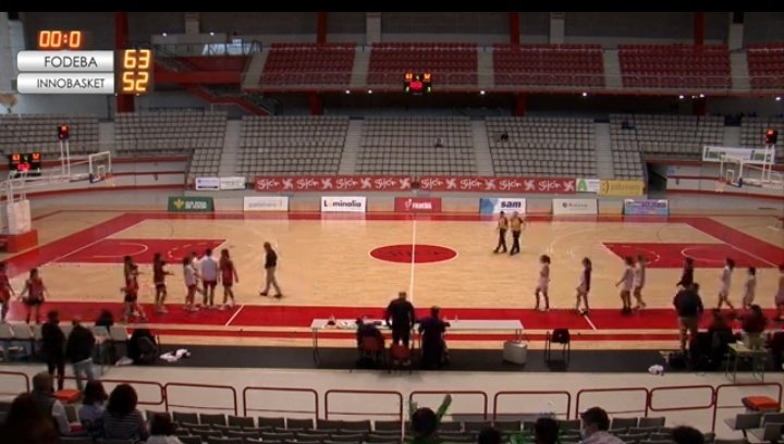 canastastur's tweet photo. ⛹️‍♂️🏀 PRIMERA NACIONAL FEMENINA || FINAL ⌛ @fodebagijoncdb 63-52 #LaBiblioteca @cbinnobasket ¡El derbi se queda en casa! Dominó y administró la diferencia el conjunto local ante los intentos visitantes. @elialvarez99 con su poderío y 22 puntos brilló en el triunfo (📸 // @VinxTV) https://t.co/fhR2B5z8lJ