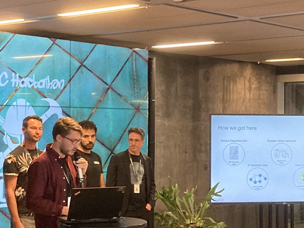 vrmlnroel's tweet photo. 1st result of the sustainable city hackathon @BLOXHUBdk. Using our air quality data to build a green route planner integrated with personal health benefits. Making #AQ and #exposome data actionable. #expanse @UniUtrecht @EP_ScienceTech @OpenSciUtrecht https://t.co/m4jooKtGoQ