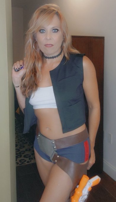 "Never tell me the odds."  #halloween2021 #TrickOrTreat #HappyHalloween2021 #sexycostume #starwars #milf<a href="/tag/halloween2021"class="tags">#halloween2021</a><a href="/tag/trickortreat"class="tags">#TrickOrTreat</a><a href="/tag/starwars"class="tags"><span>#starwars</span></a><a href="/tag/milf"class="tags"><span>#milf</span></a><a href="/tag/sexycostume"class="tags"><span>#sexycostume</span></a><a href="/tag/amateurarmy"class="tags"><span>#amateurarmy</span></a><a href="/tag/hotwivesclub"class="tags"><span>#hotwivesclub</span></a>