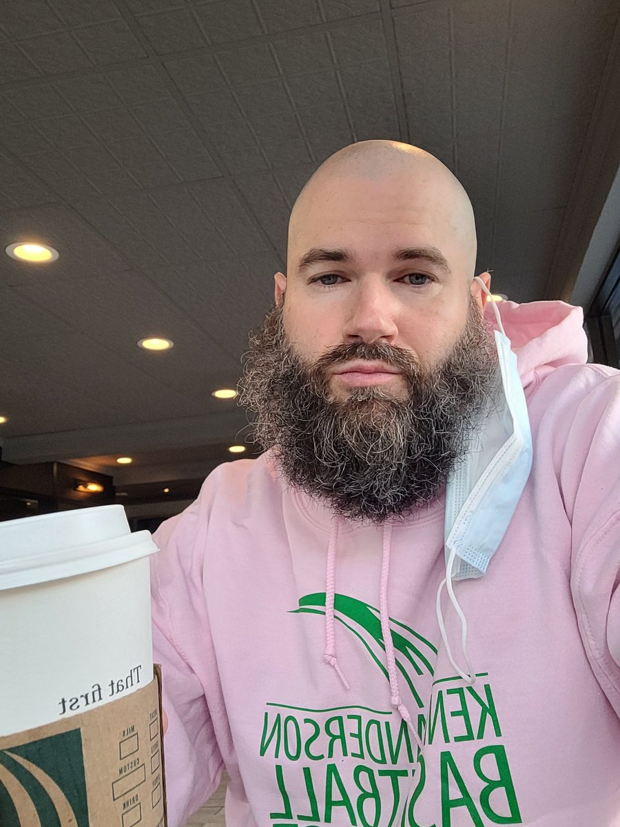 iancle1's tweet photo. Last day in October #BreastCancerAwarenessMonth #pink #pinkforbreastcancer #BreastCancerAwareness @LouisStrakerJr @ReflectionsBK_ up early for #ChurchService who up? @TweetsbyCoachP @CoachMcGreal @coachhooker @bbCoachShew @TheRealSteve64 @Noelromanhfd @SmushParker21 #GodBless 🙏 https://t.co/A555hdTWZu